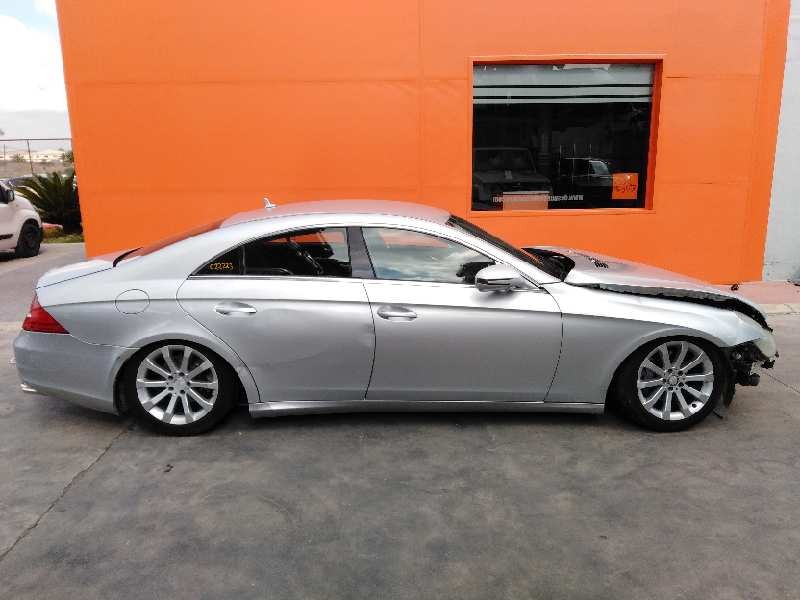 MERCEDES-BENZ CLASE CLS (W219)