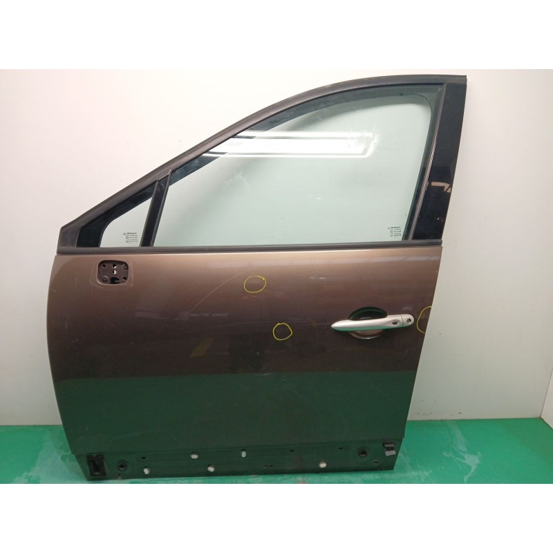 Recambio de puerta delantera izquierda para renault grand scénic iii (jz0/1_) 1.5 dci referencia OEM IAM 801014883R  