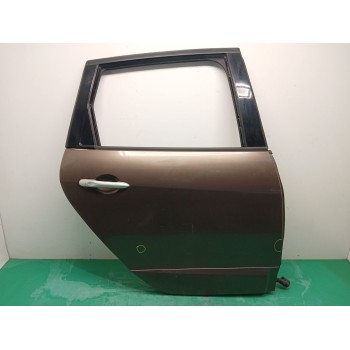 Recambio de puerta trasera derecha para renault grand scénic iii (jz0/1_) 1.5 dci referencia OEM IAM 821001572R  