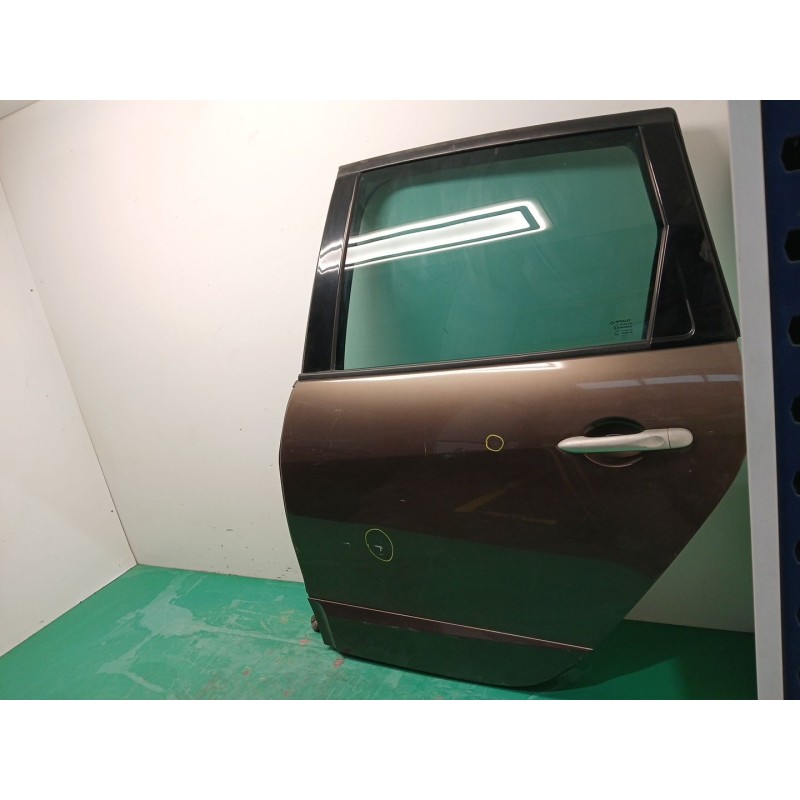 PUERTA TRASERA IZQUIERDA