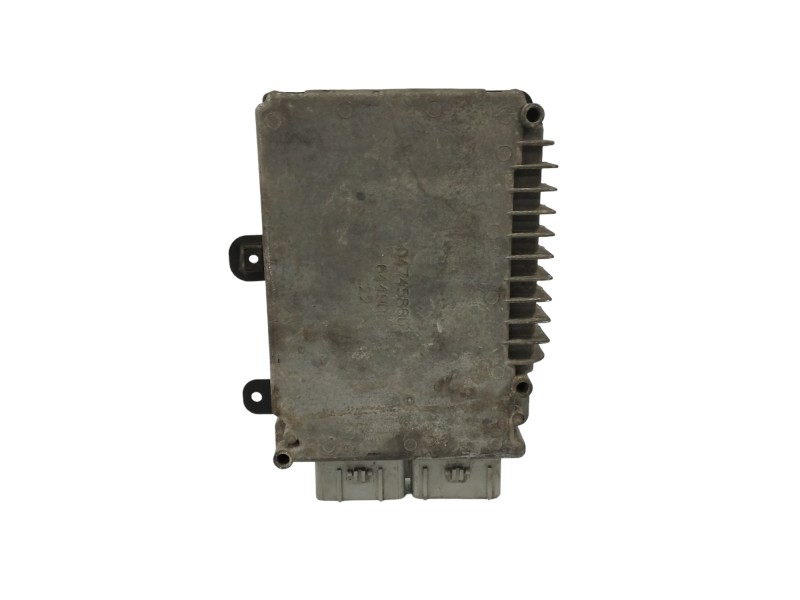 Recambio de centralita motor uce para chrysler voyager (rg) 2.4 cat referencia OEM IAM 04748429AF  