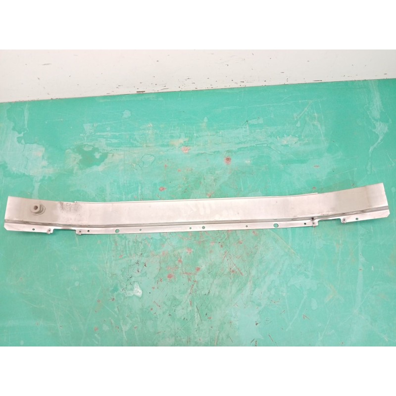 REFUERZO PARAGOLPES DELANTERO