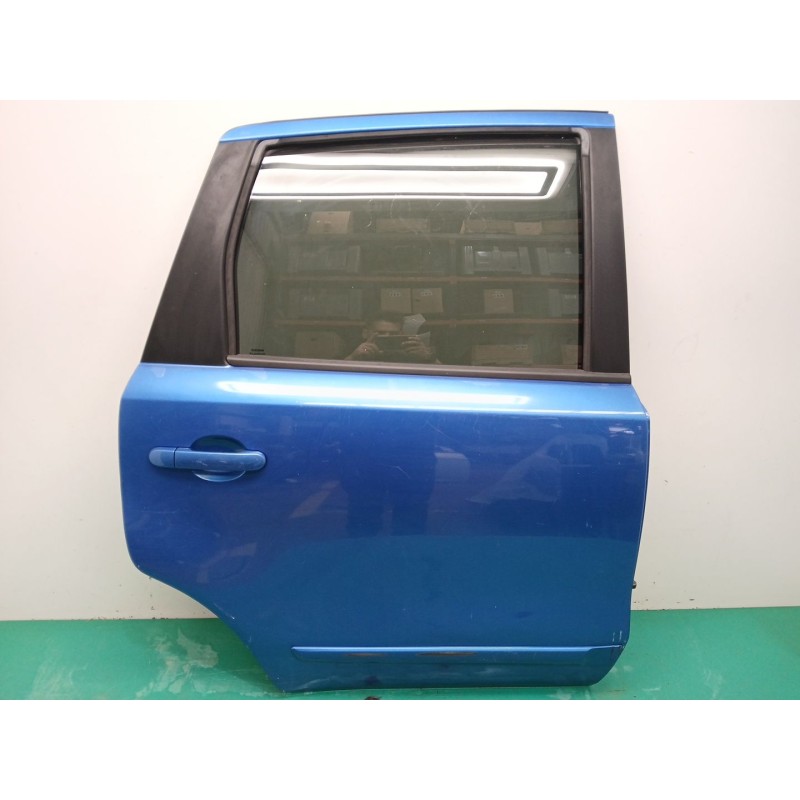 PUERTA TRASERA DERECHA