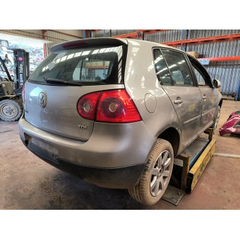 volkswagen golf v (1k1) del año 2001