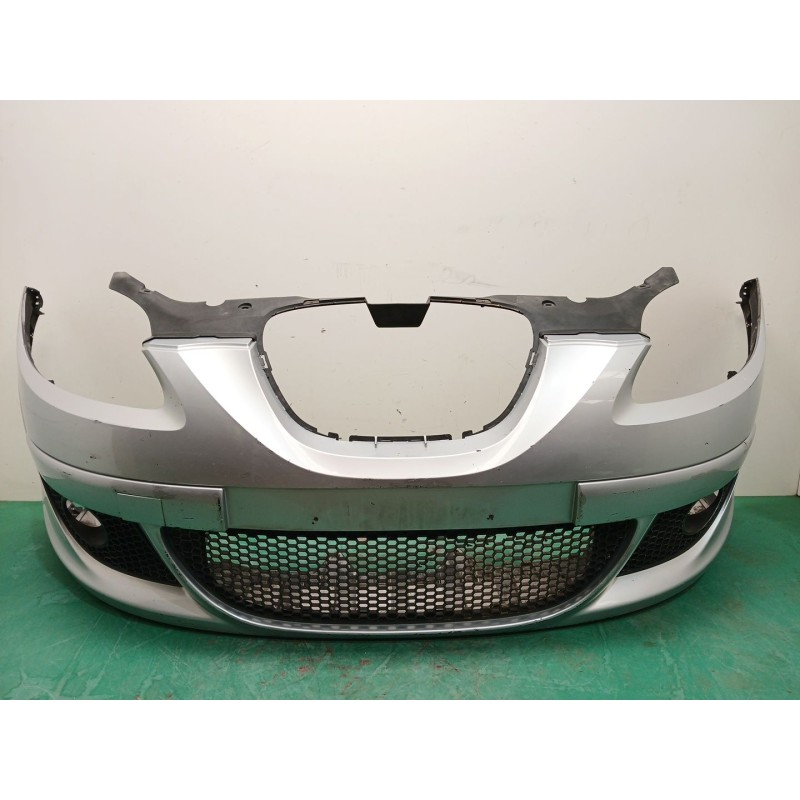 PARAGOLPES DELANTERO