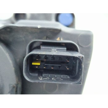 Recambio de faro izquierdo para peugeot 2008 i (cu_) 1.6 bluehdi 120 referencia OEM IAM 9825313980  