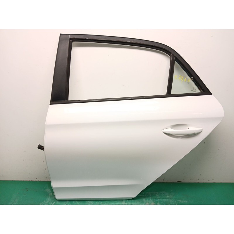 Recambio de puerta trasera izquierda para hyundai i20 ii (gb, ib) 1.2 referencia OEM IAM 77003C8000  