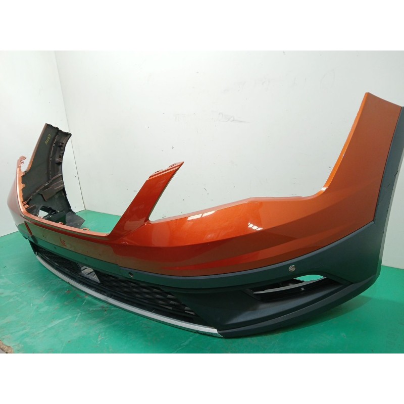 PARAGOLPES DELANTERO