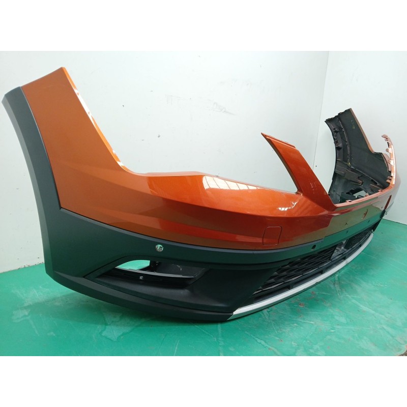 PARAGOLPES DELANTERO