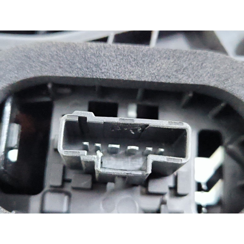 PILOTO TRASERO IZQUIERDO 9808243182