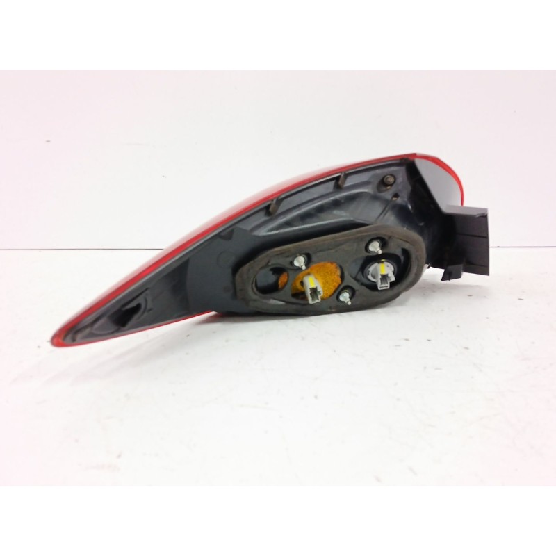 PILOTO TRASERO DERECHO