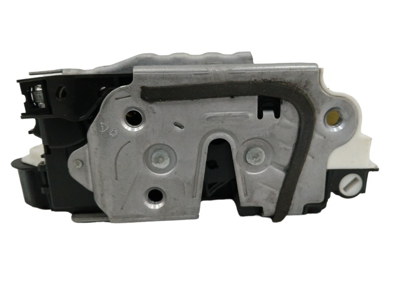 Recambio de cerradura puerta trasera izquierda para seat leon st (5f8) 2.0 tdi referencia OEM IAM 5K4839015AE  