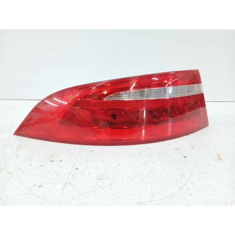 PILOTO TRASERO IZQUIERDO