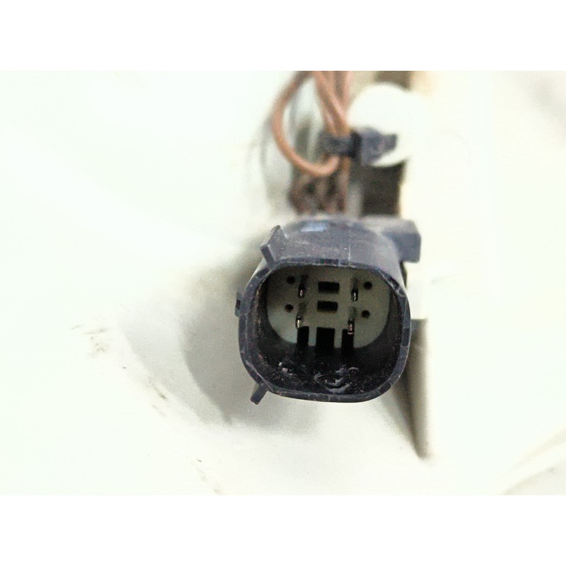 PILOTO TRASERO DERECHO 1923704