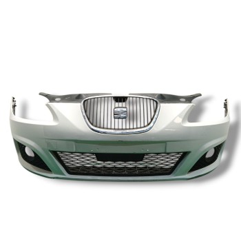 Recambio de paragolpes delantero para seat leon (1p1) 1.4 tsi referencia OEM IAM 1P0807221M 14884SG4 1P0807217AAGRU