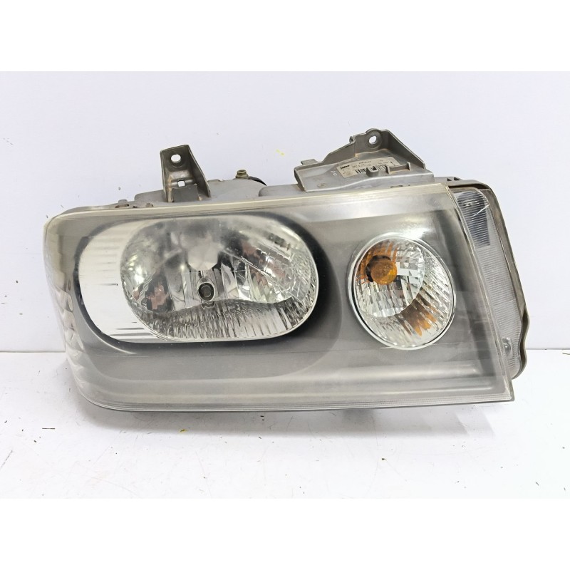 Recambio de faro derecho para citroën jumpy 1.9 diesel referencia OEM IAM 89010104  