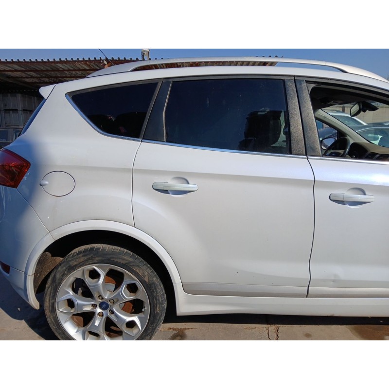 Recambio de puerta trasera derecha para ford kuga i 2.0 tdci referencia OEM IAM   