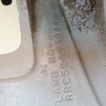 Recambio de llanta para land rover freelander 2.0 td4 cat referencia OEM IAM RRC504640XXXX 7,0JX17CH ET46,0 RRC504640