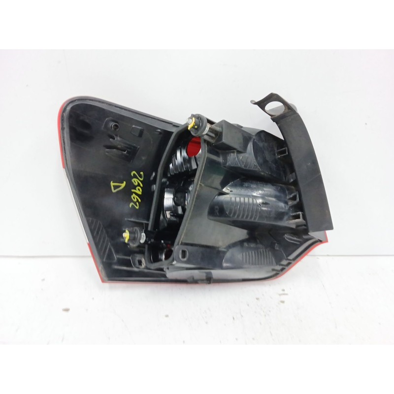 PILOTO TRASERO DERECHO