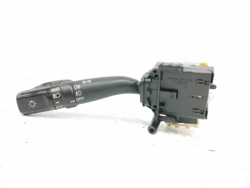 Recambio de mando luces para toyota avensis berlina (t25) 2.2 d-4d cat referencia OEM IAM 8414005140  