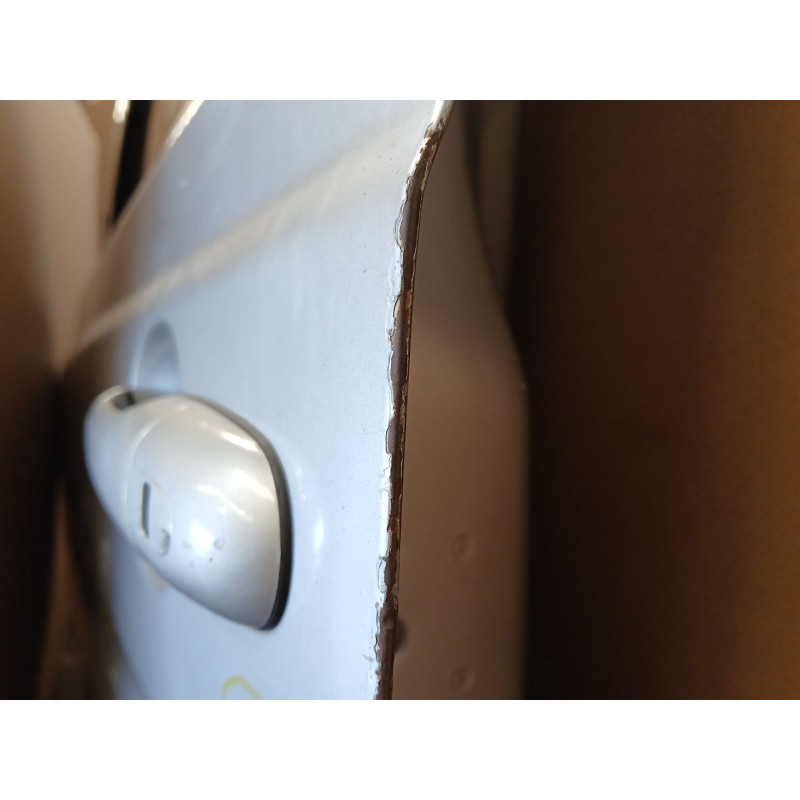 PUERTA DELANTERA IZQUIERDA