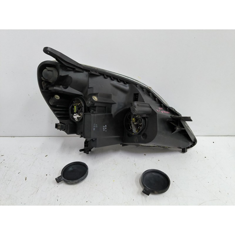 FARO IZQUIERDO 0301214205