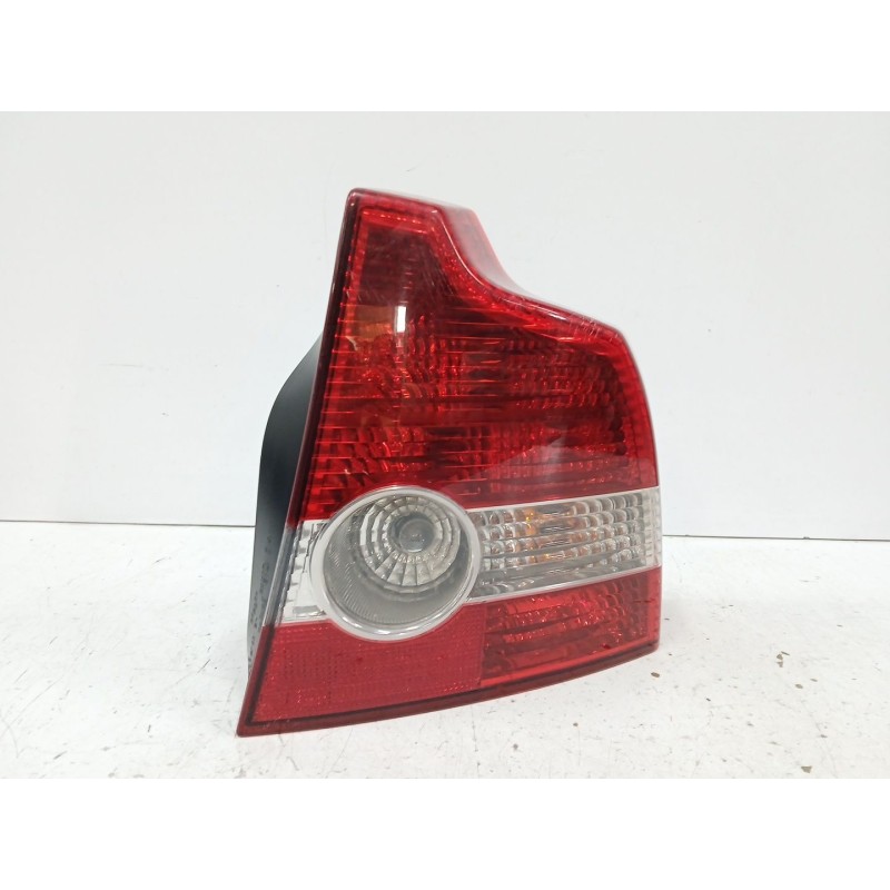 Recambio de piloto trasero derecho para volvo s40 ii (544) 2.0 d referencia OEM IAM 30698913  