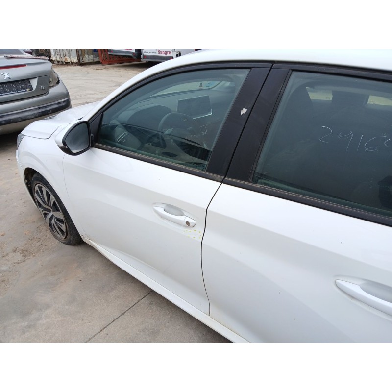 PUERTA DELANTERA IZQUIERDA