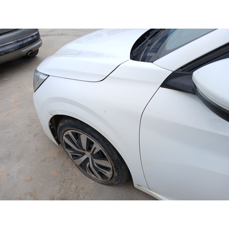 ALETA DELANTERA IZQUIERDA