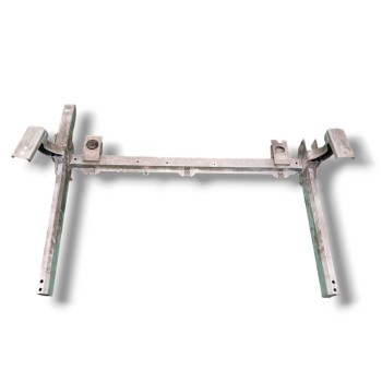 Recambio de travesaño inferior para mercedes-benz clase a (w176) a 180 (176.042) referencia OEM IAM A2466200019  