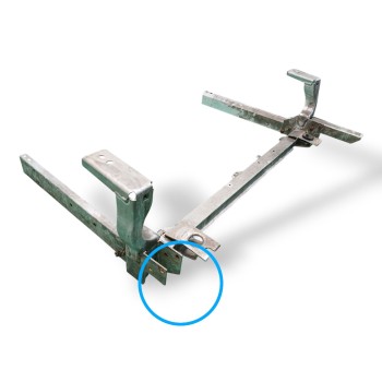 Recambio de travesaño inferior para mercedes-benz clase a (w176) a 180 (176.042) referencia OEM IAM A2466200019  