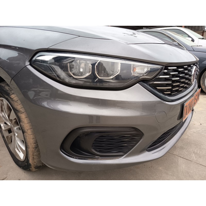 PARAGOLPES DELANTERO