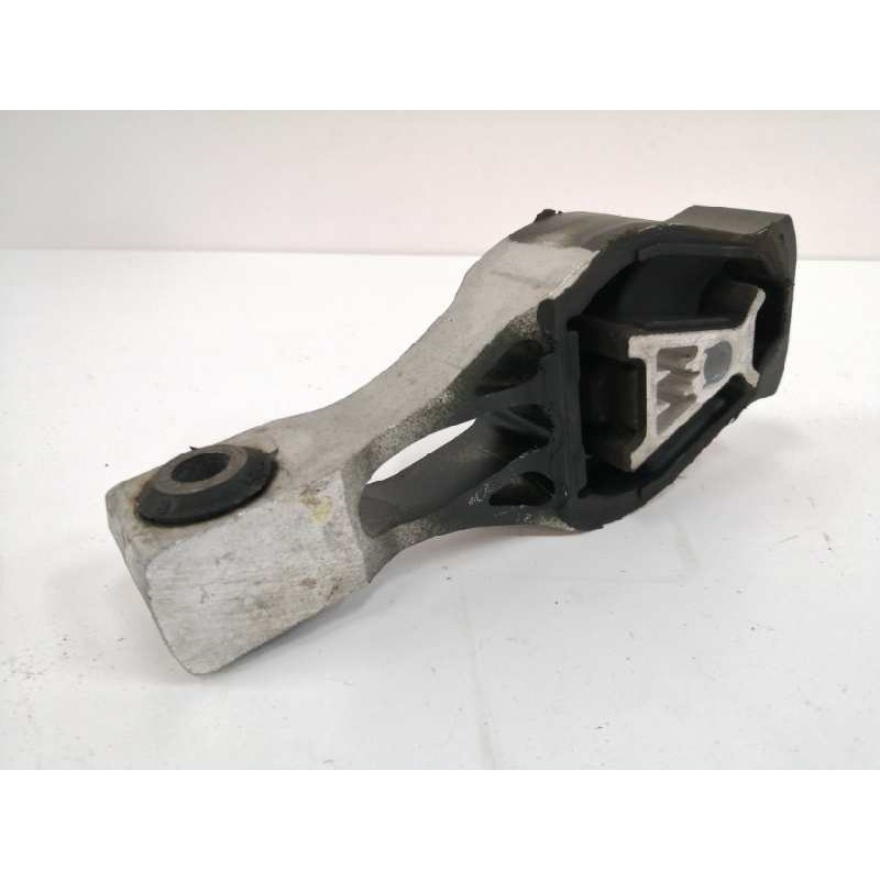 SOPORTE MOTOR TRASERO