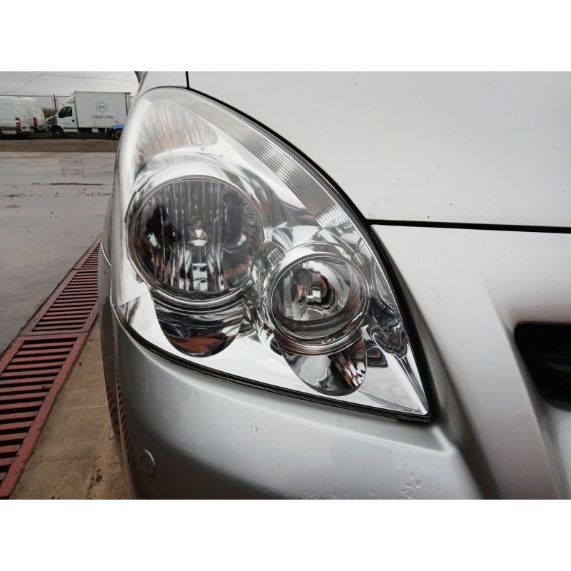 Recambio de faro derecho para toyota corolla verso (zer_, zze12_, r1_) 2.2 d-4d (aur10_) referencia OEM IAM   