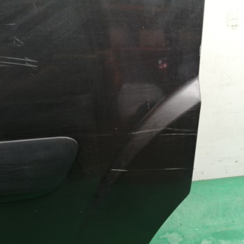 Recambio de puerta lateral corredera izquierda para fiat doblo cargo (223) 1.9 jtd cat referencia OEM IAM  OBSERVAR FOTOS 
