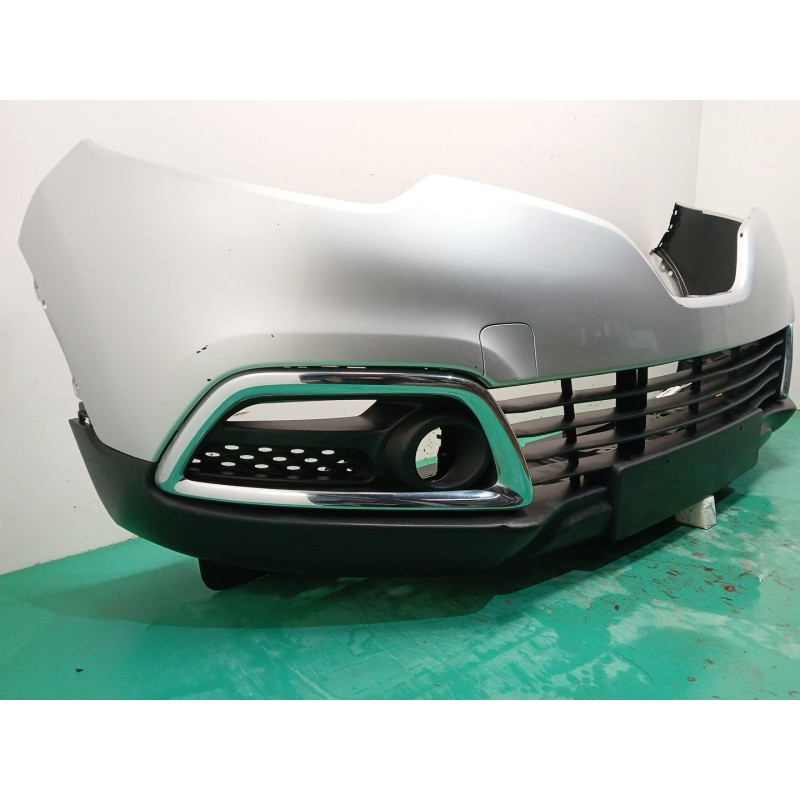 PARAGOLPES DELANTERO