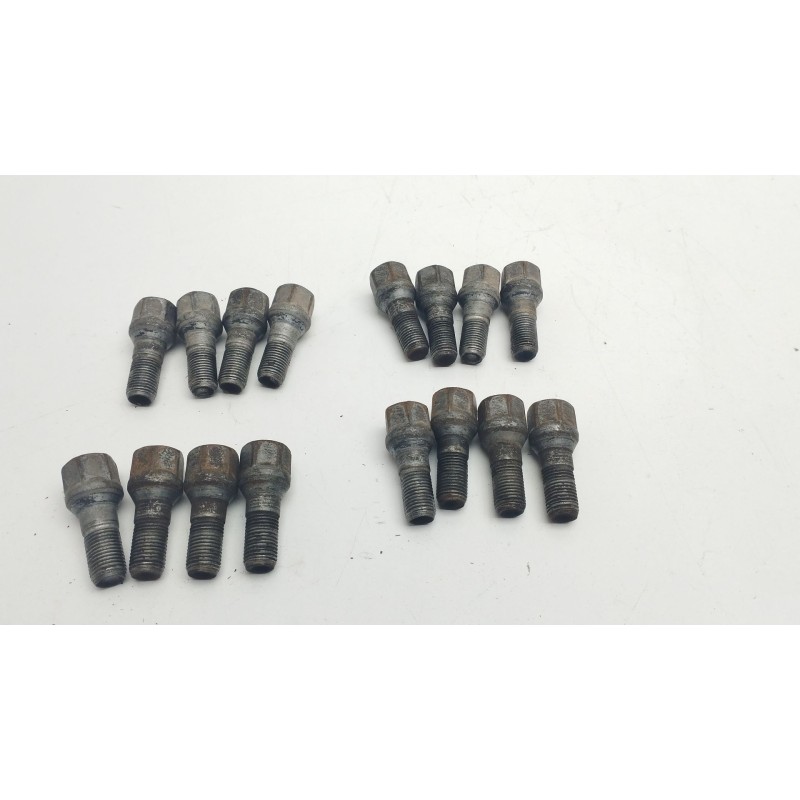 Recambio de juego tornillos de rueda para peugeot 205 mito 1.8 d referencia OEM IAM   
