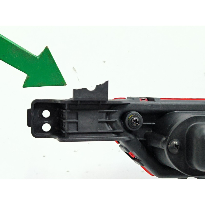 PILOTO TRASERO IZQUIERDO PARAGOLPES