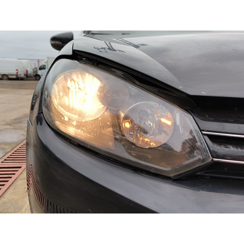 Recambio de faro derecho para volkswagen golf vi (5k1) 1.4 tsi referencia OEM IAM 5K1941006L  