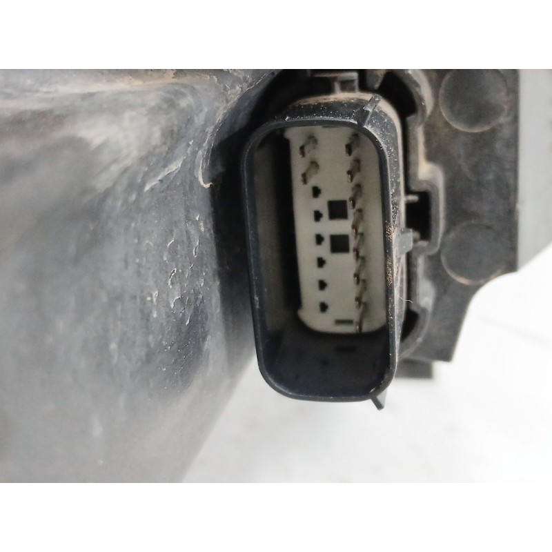 FARO IZQUIERDO C1BB13W030