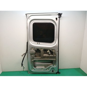 Recambio de puerta trasera derecha para nissan primastar autobús (x83) dci 140 referencia OEM IAM   