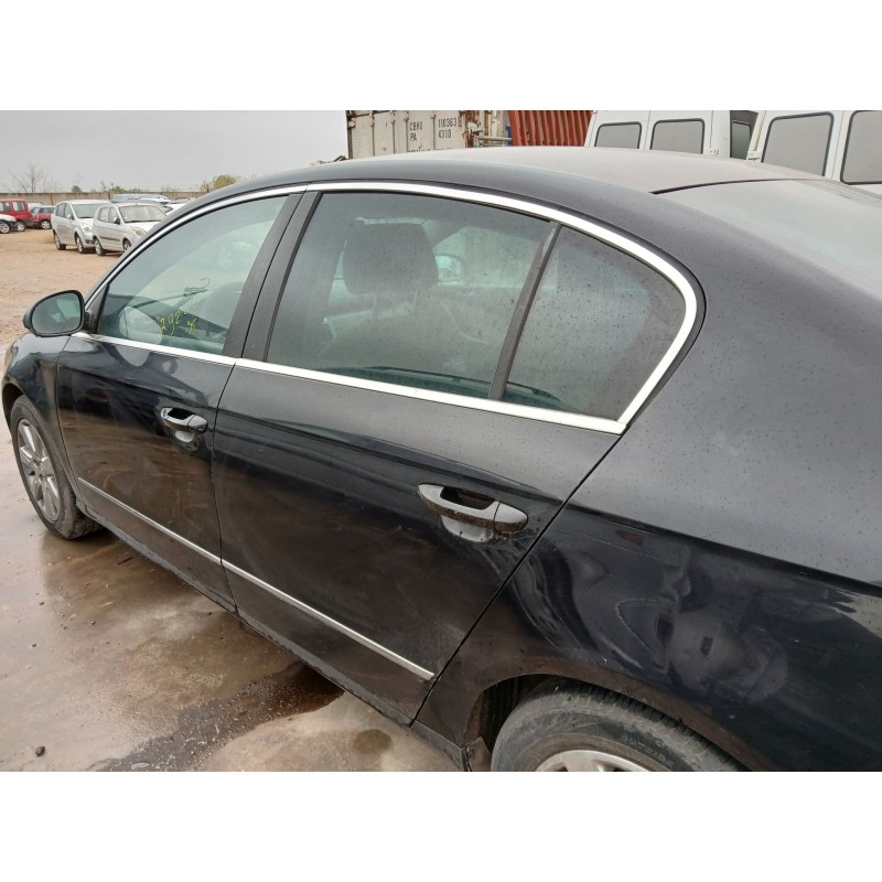 PUERTA TRASERA IZQUIERDA