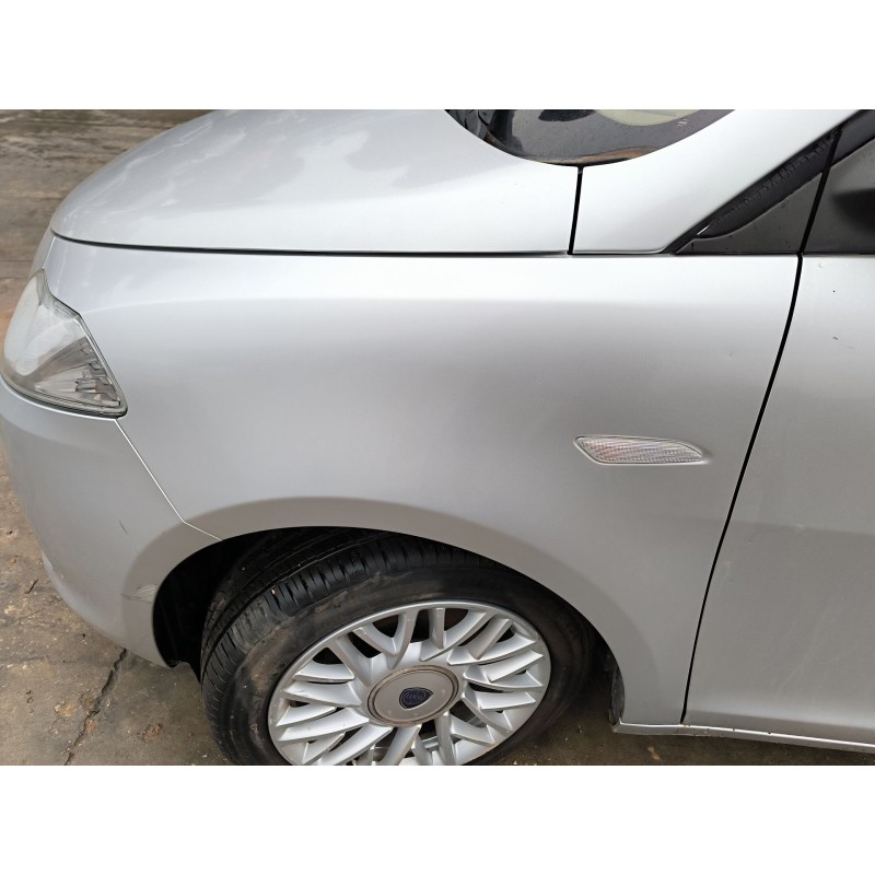 Recambio de aleta delantera izquierda para lancia ypsilon (101) referencia OEM IAM   