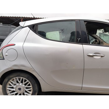Recambio de puerta trasera derecha para lancia ypsilon (312_) 1.2 (312.pxa1a, 312.yxa1a) referencia OEM IAM   