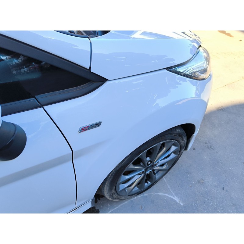 ALETA DELANTERA DERECHA