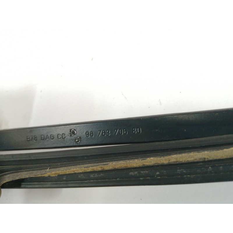 BRAZO LIMPIA DELANTERO IZQUIERDO