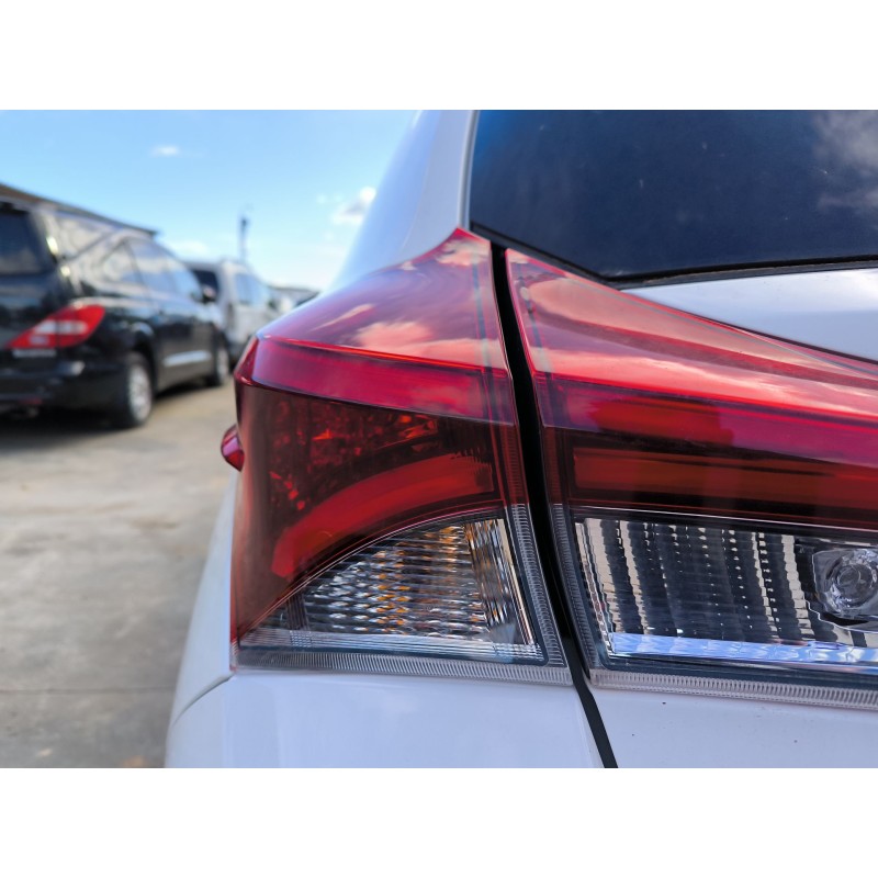 Recambio de piloto trasero izquierdo para toyota auris (_e18_) 1.3 (nre180_) referencia OEM IAM 8159102850  