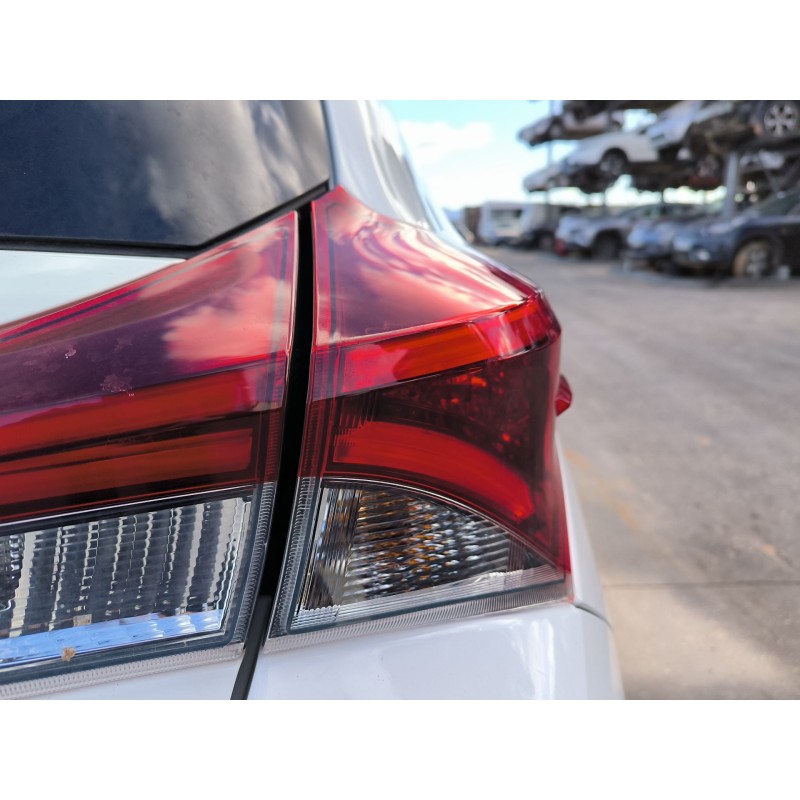 Recambio de piloto trasero derecho para toyota auris (_e18_) 1.3 (nre180_) referencia OEM IAM 8158102830  