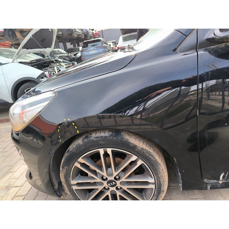 Recambio de aleta delantera izquierda para kia rio iv (yb, sc, fb) 1.25 referencia OEM IAM 66311H8000  