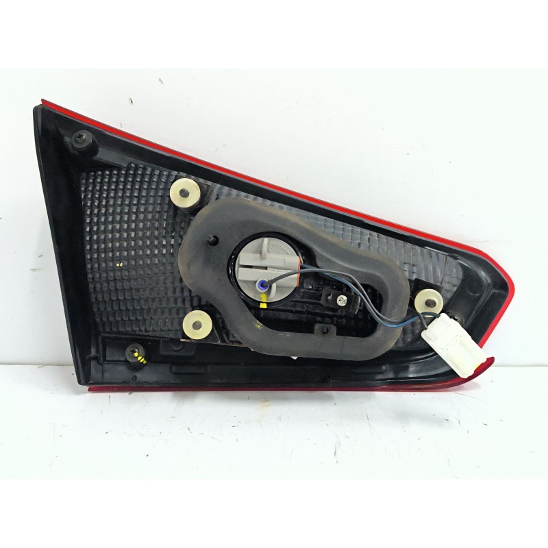 PILOTO TRASERO DERECHO INTERIOR